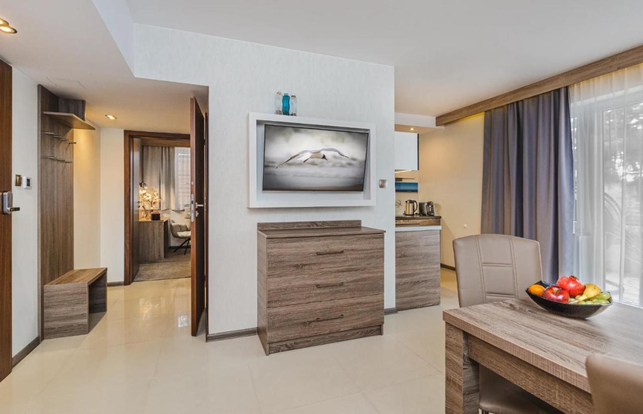Apartamenty Czarny Kormoran Hel Exterior foto